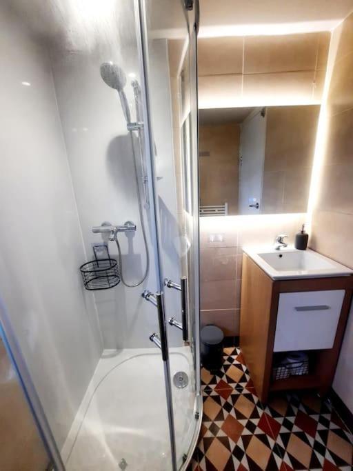 Alross Studio Flat / Private Bathroom London Eksteriør bilde