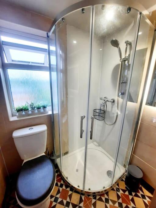 Alross Studio Flat / Private Bathroom London Eksteriør bilde