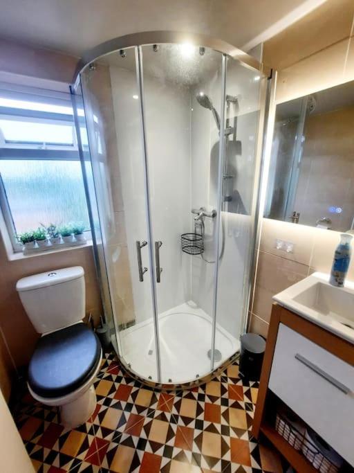 Alross Studio Flat / Private Bathroom London Eksteriør bilde